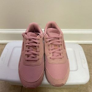 Women sneakers